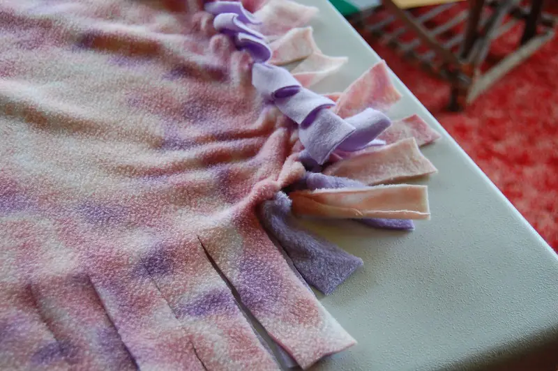 Comment laver une couverture polaire sans couture : guide facile en 6 étapes